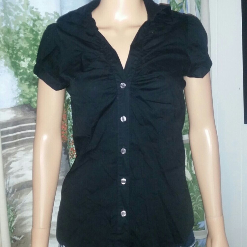 The Limited black top